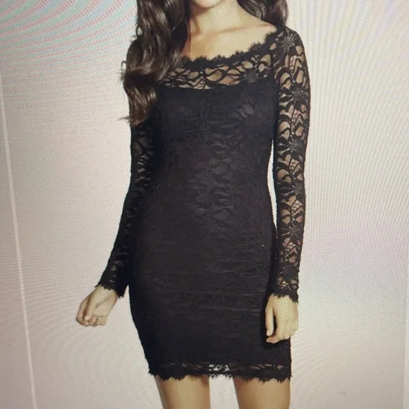 Jump Apparel Dresses | Jump Apparel Black Lace Lined Scalloped Neck Long Sleeve Body-Con Juniors Sz Xs | Color: Black | Size: Xs